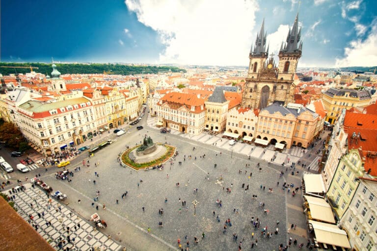 Kaszuby: Przewodnik po Najpiękniejszych Miejscach